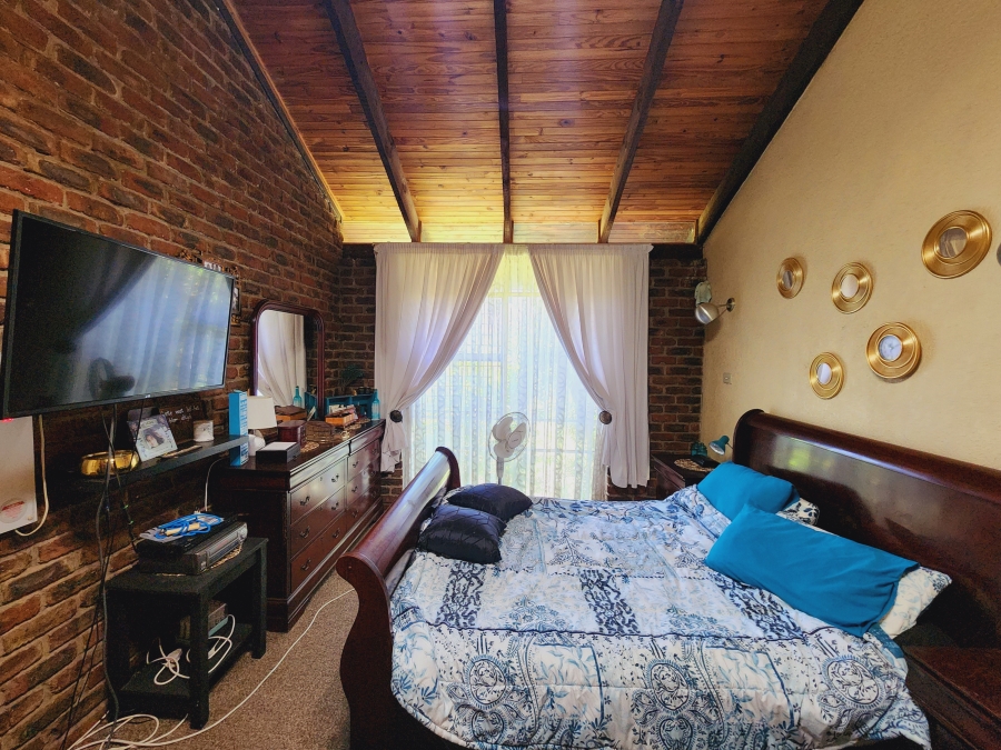 3 Bedroom Property for Sale in Potchefstroom North West